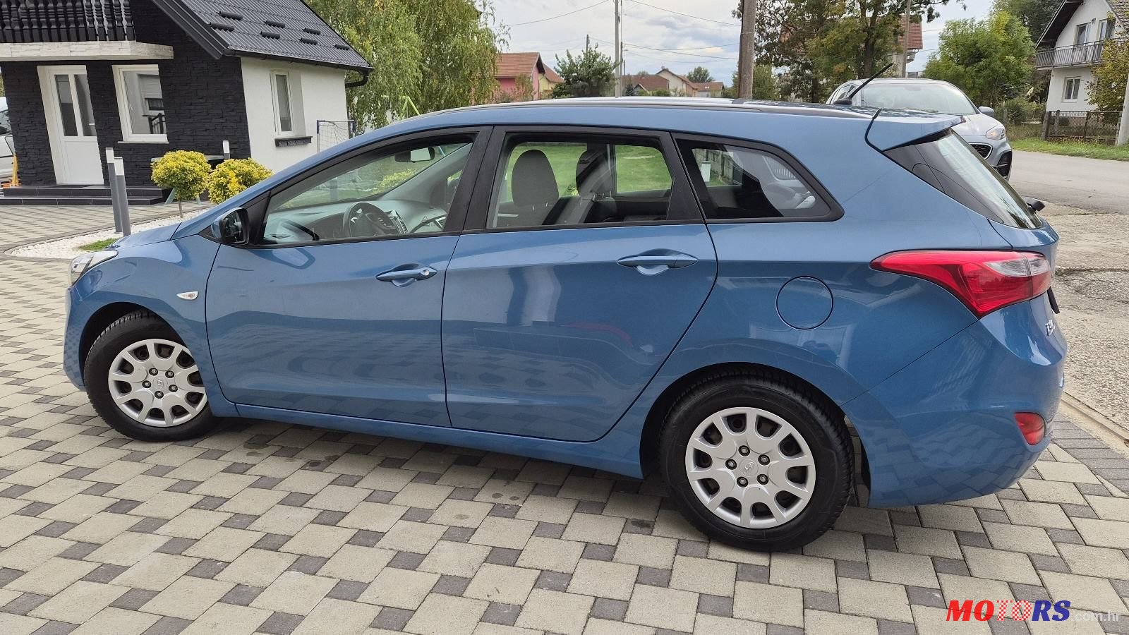 2013' Hyundai i30 Cw 1,4 photo #3
