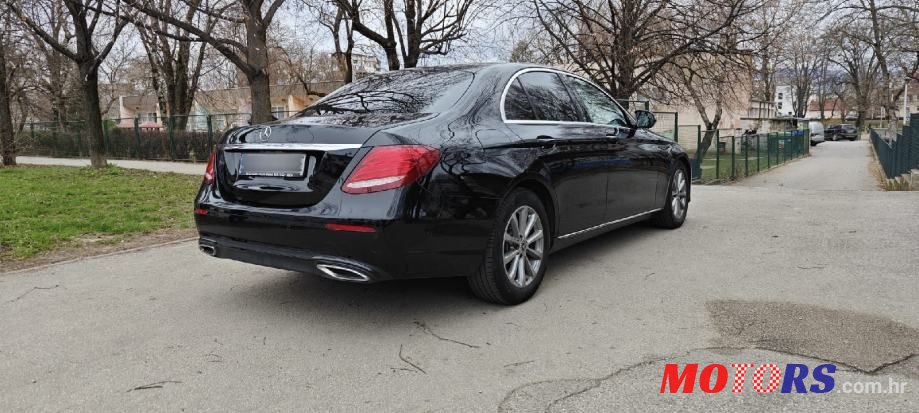 2019' Mercedes-Benz E-Klasa 220 D photo #5