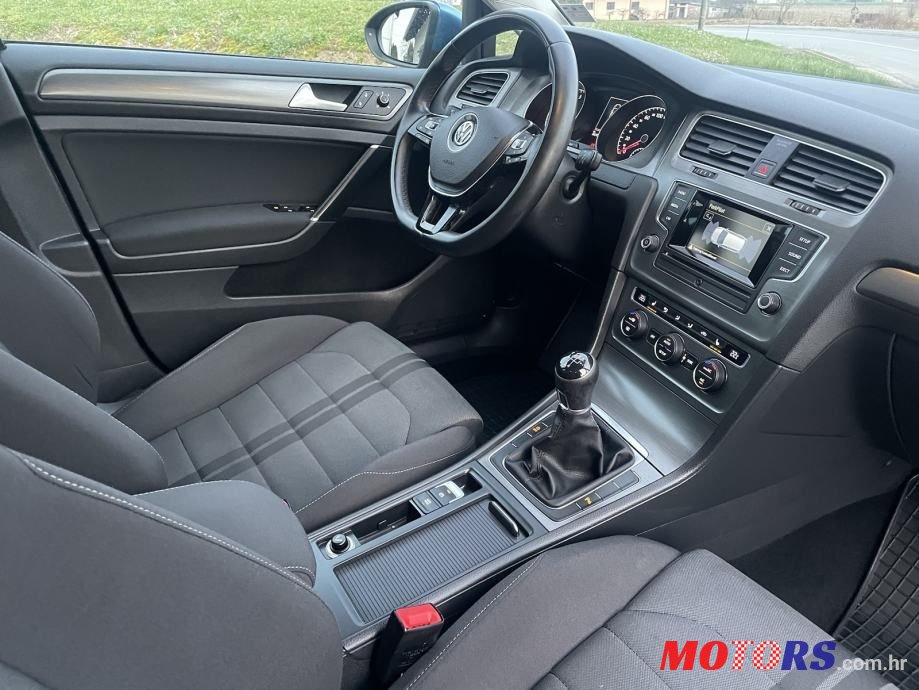 2013' Volkswagen Golf VII 1,6 Tdi Bmt photo #4