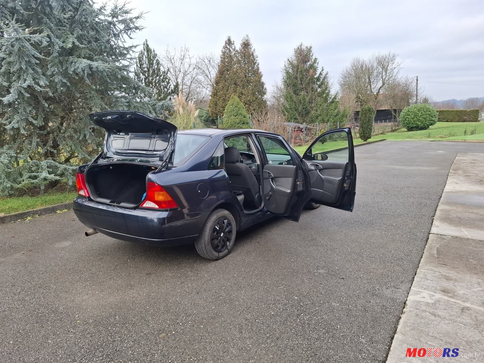 2001' Ford Focus 1,6 photo #3