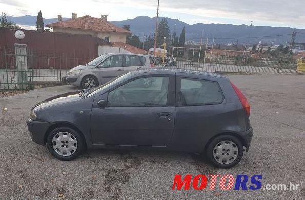 2001' Fiat Punto 1,2 Sx photo #1