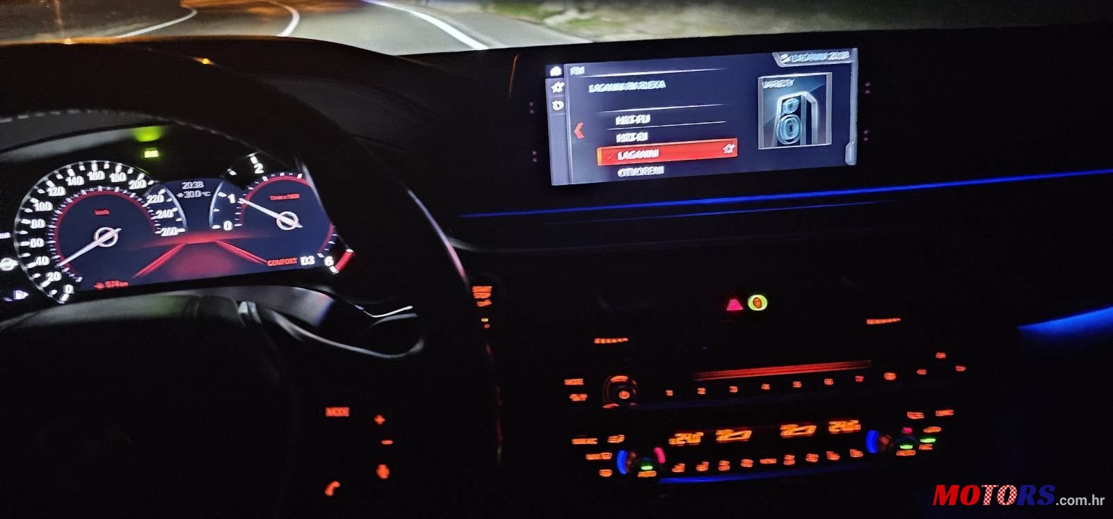 2017' BMW Serija 5 520D photo #6