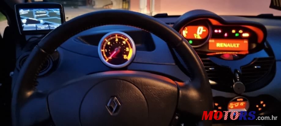 2012' Renault Twingo Dci 85 photo #5