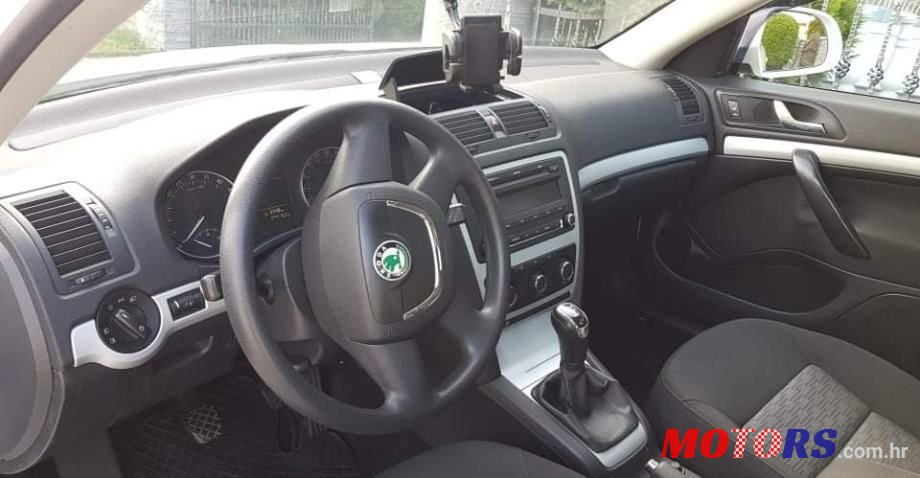 2009' Skoda Octavia 1,9 Tdi photo #6