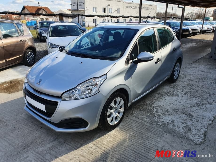 2015' Peugeot 208 1,6 Bluehdi photo #3