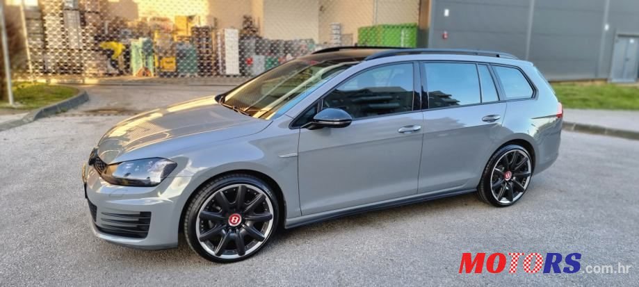 2017' Volkswagen Golf 7 2,0 Gtd photo #4