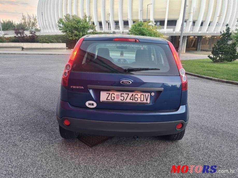 2009' Ford Fiesta photo #6