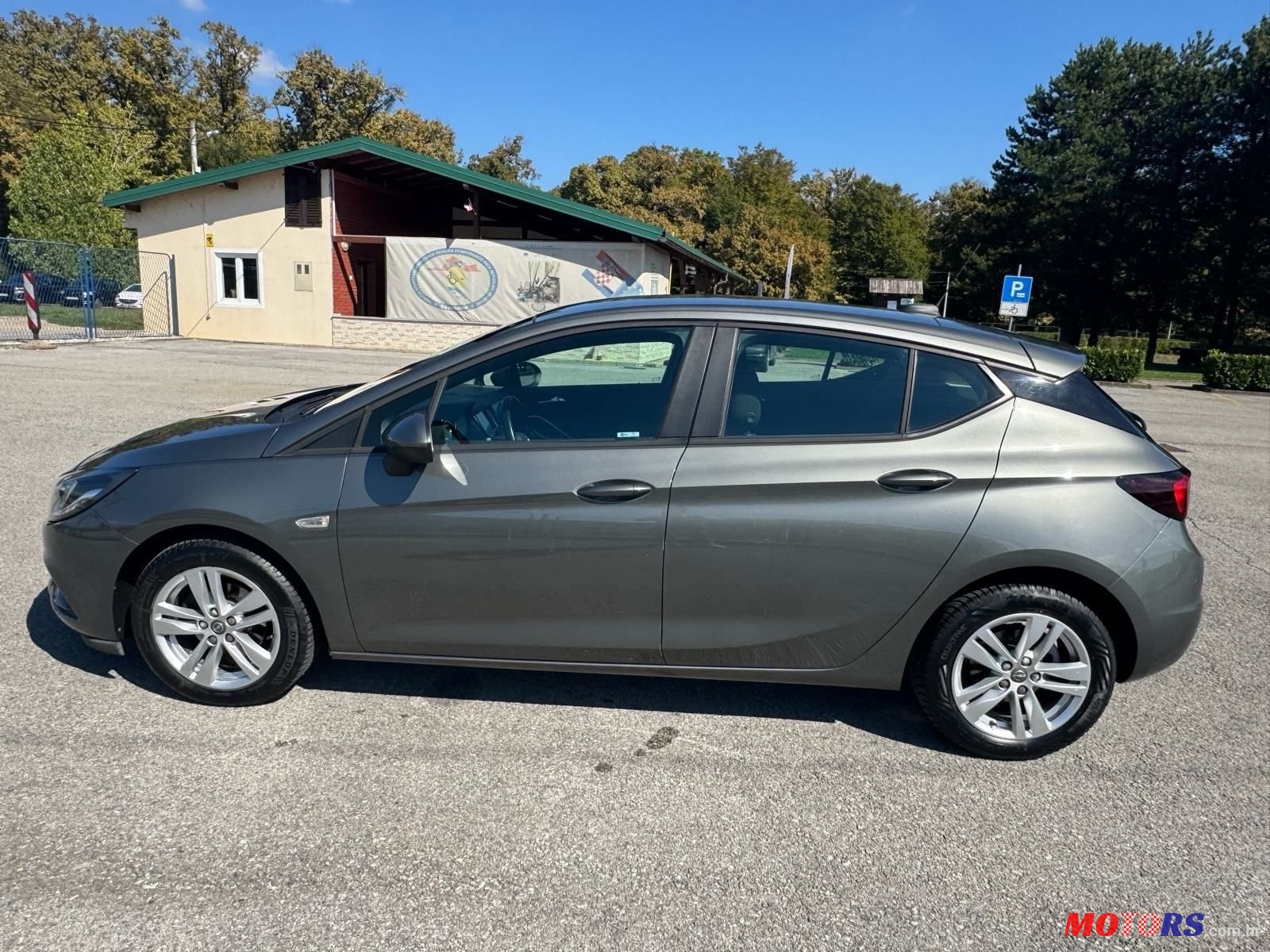2018' Opel Astra 1.6 Cdti photo #4