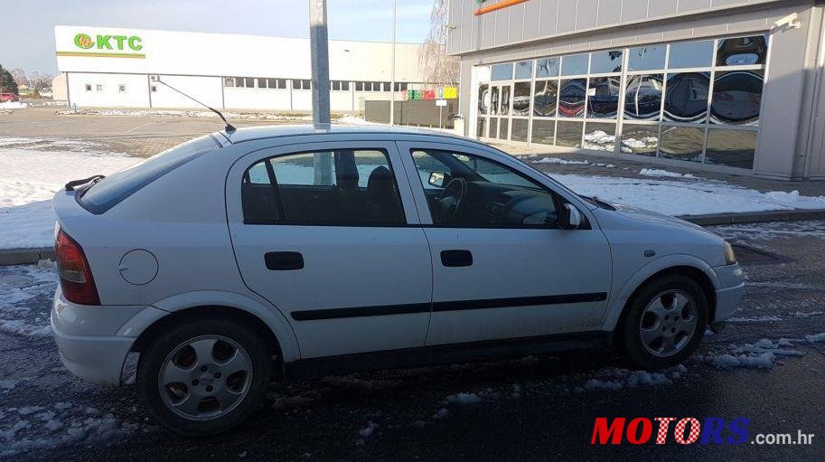 2000' Opel Astra 1,7 Dti photo #1