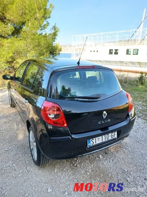 2007' Renault Clio 1,2 16V photo #5