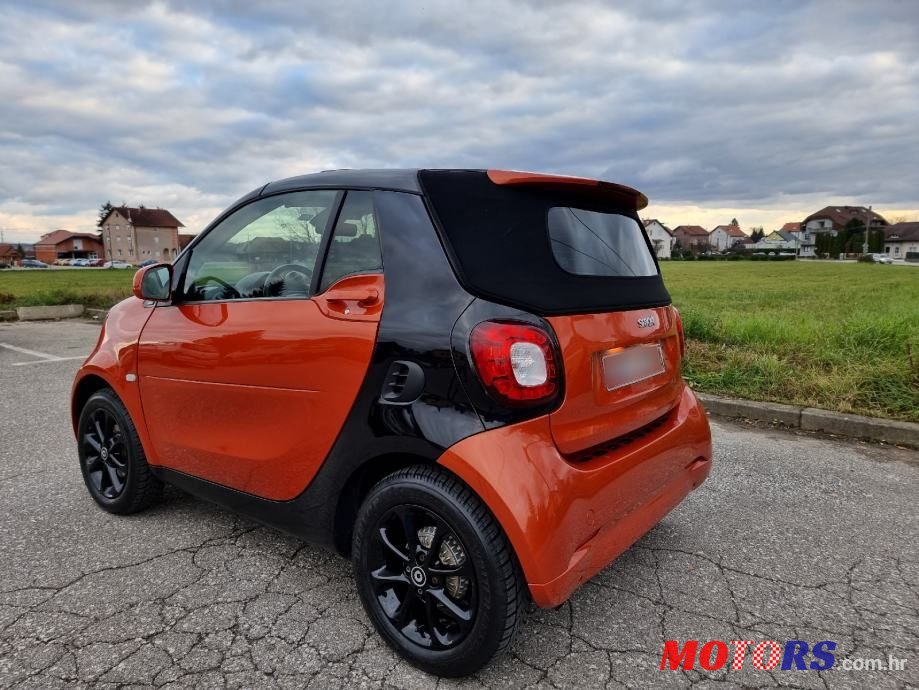 2018' Smart Fortwo photo #3