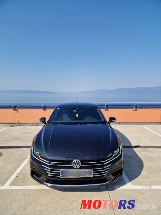 2019' Volkswagen Arteon photo #2