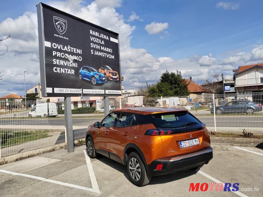 2021' Peugeot 2008 photo #5