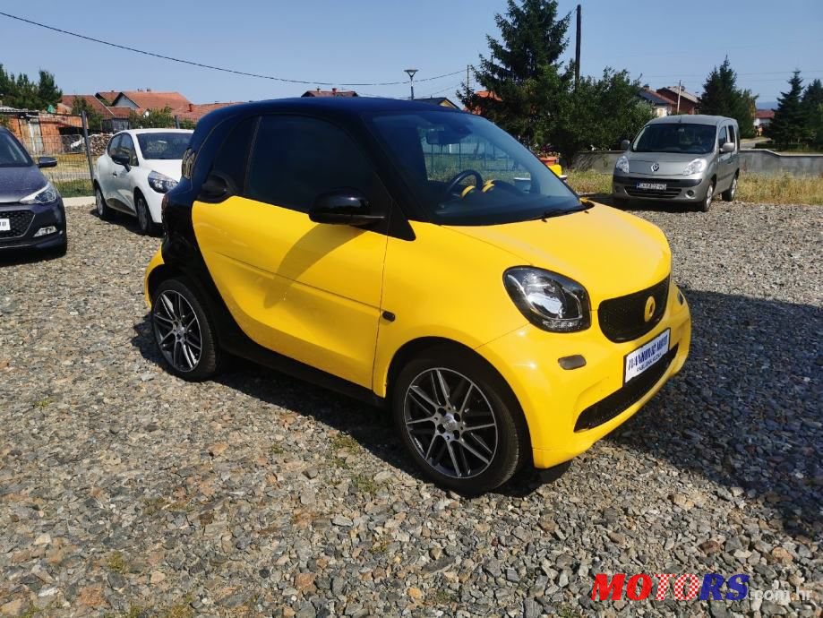 2015' Smart Fortwo photo #2