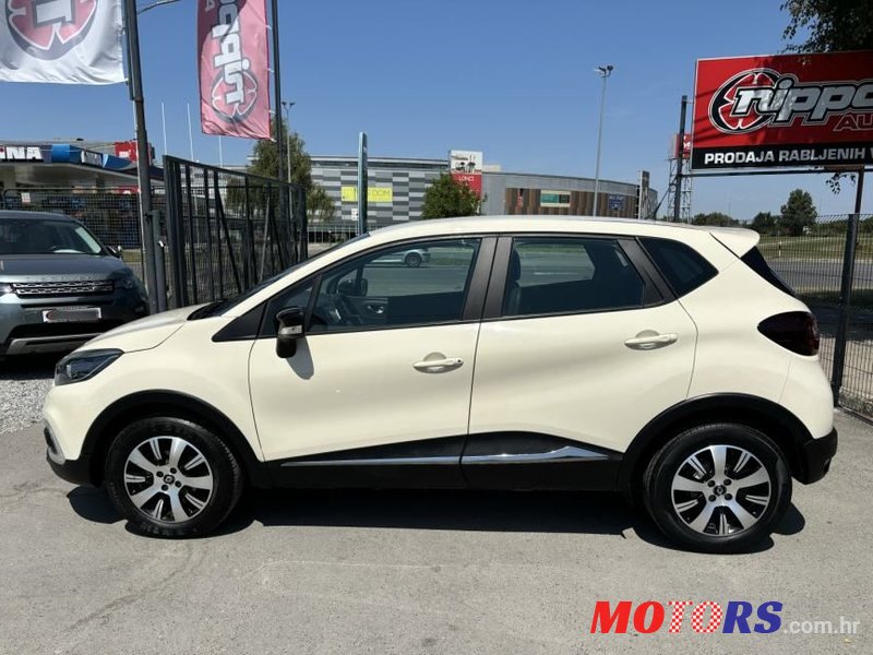 2019' Renault Captur Tce photo #3