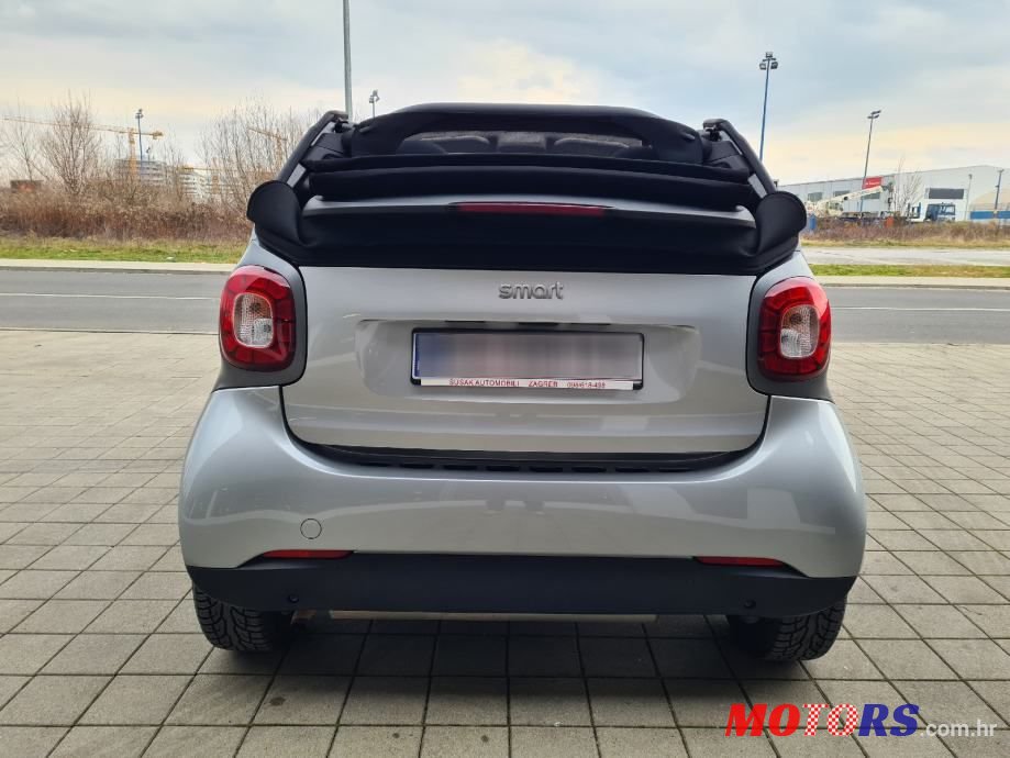 2016' Smart Fortwo photo #4