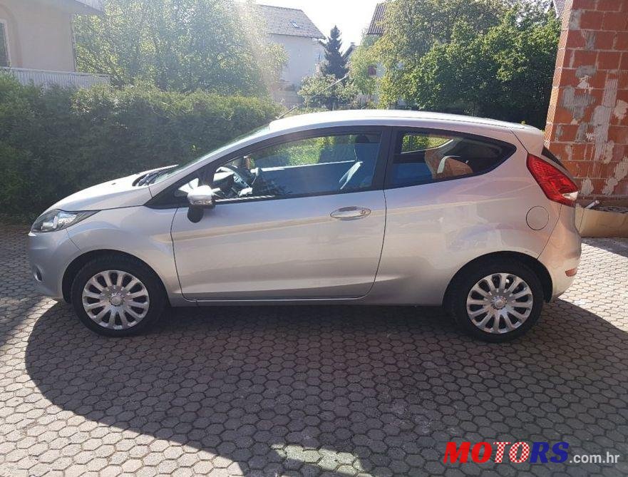 2010' Ford Fiesta 1,6 photo #1