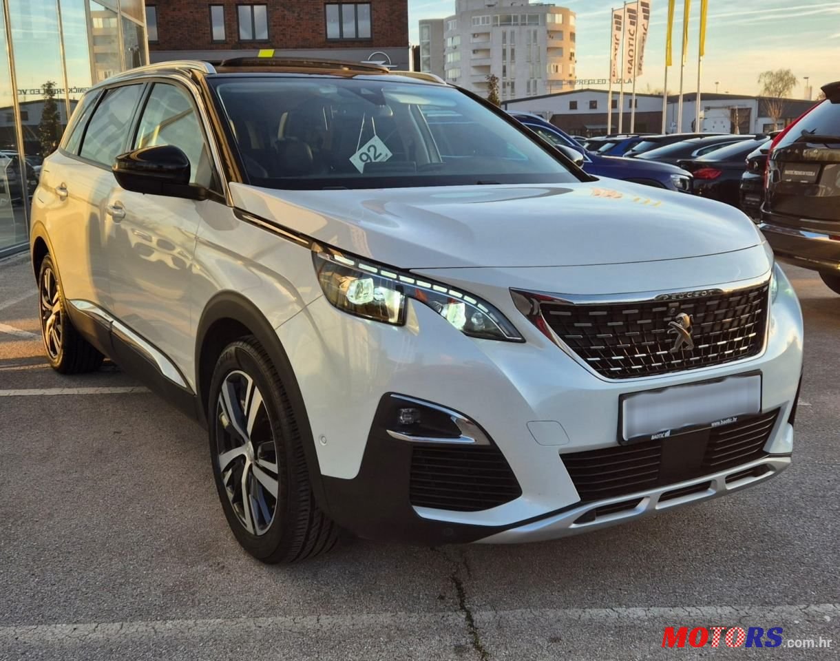 2019' Peugeot 5008 photo #4