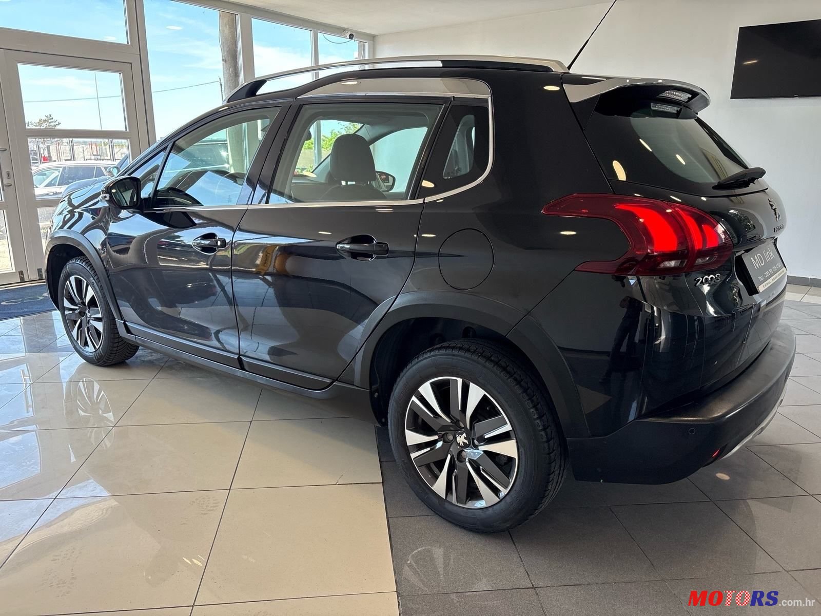2017' Peugeot 2008 1,6 Bluehdi photo #4