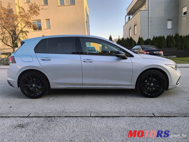 2020' Volkswagen Golf VIII 2,0 Tdi photo #4