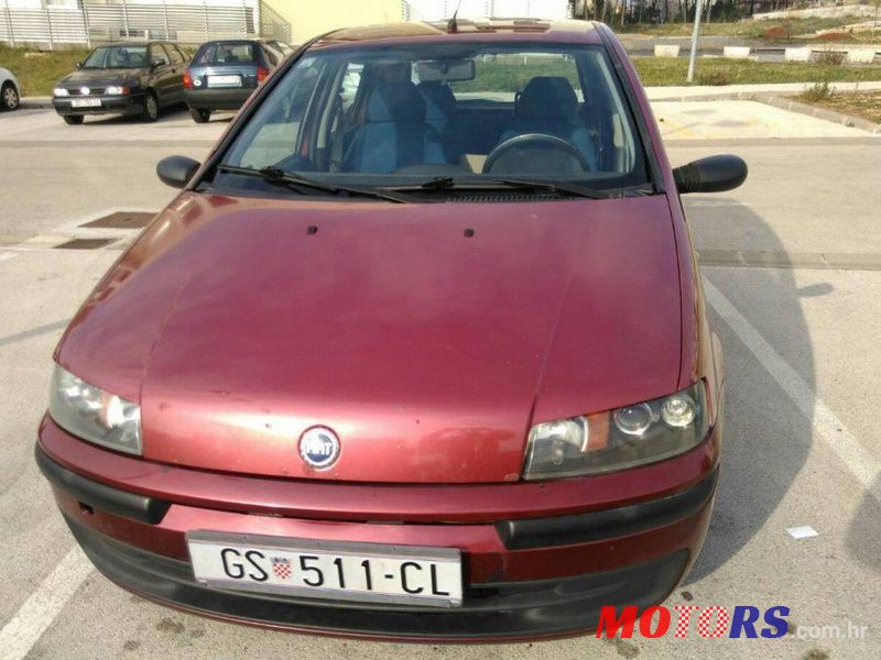 2000' Fiat Punto 1,2 photo #1