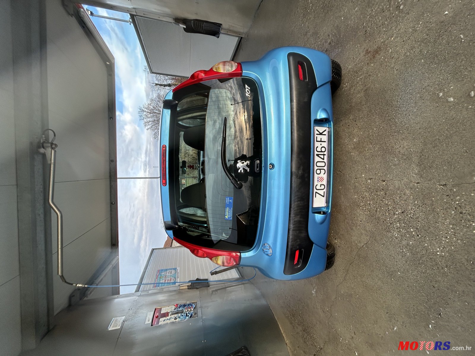 2006' Peugeot 107 photo #4