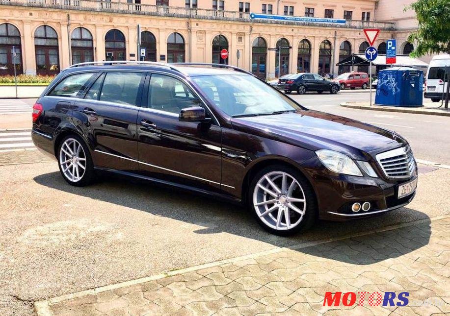 2010' Mercedes-Benz E-Klasa 220 Cdi photo #2