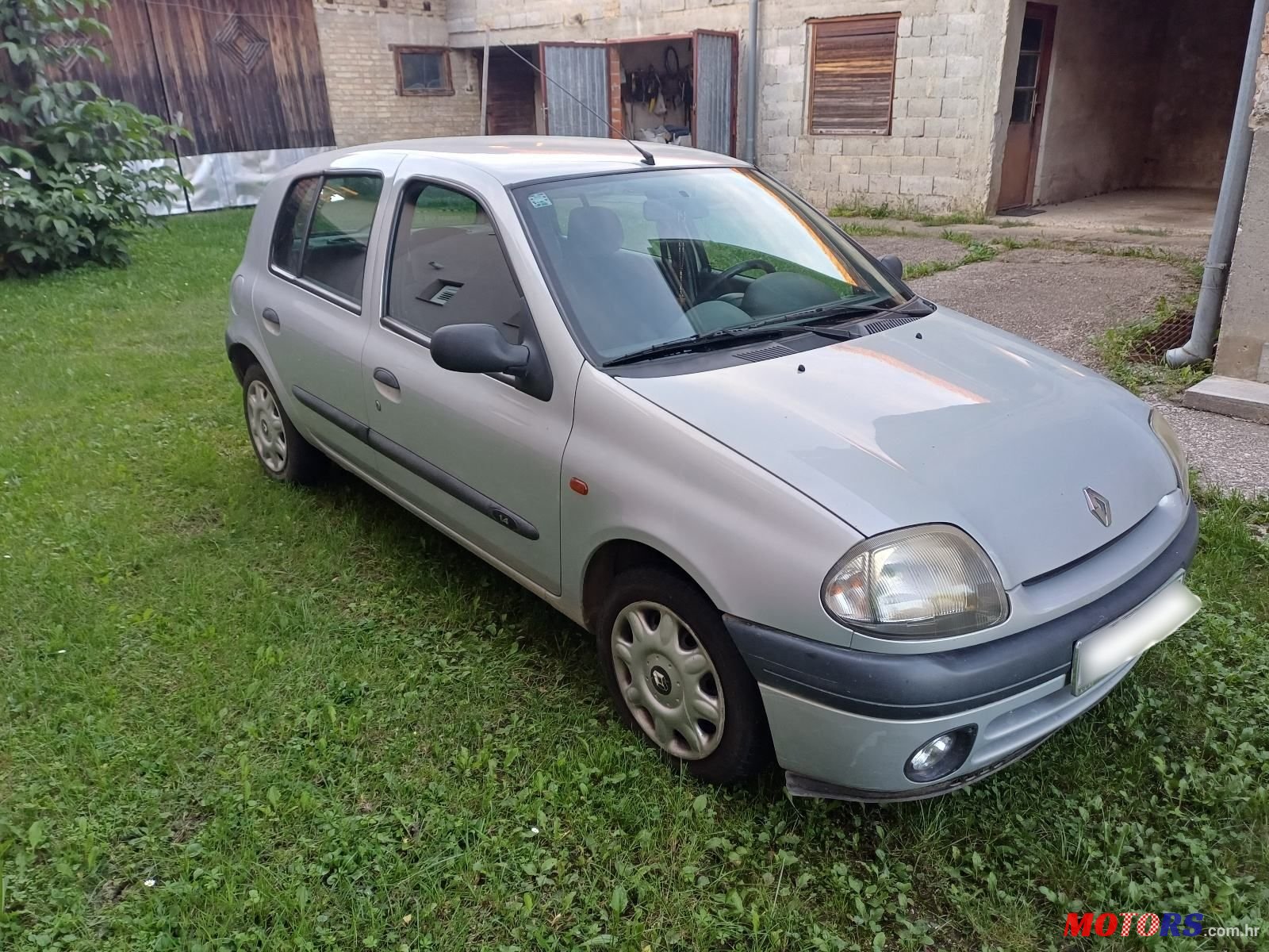 2001' Renault Clio 1,4 photo #3