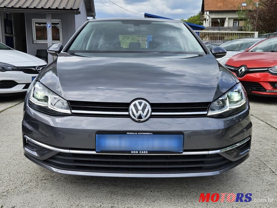 2020' Volkswagen Golf VII 1.6 Tdi photo #4