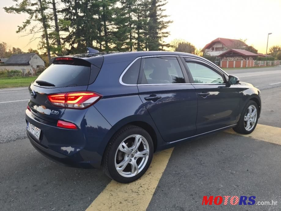2017' Hyundai i30 1,6 Crdi photo #6