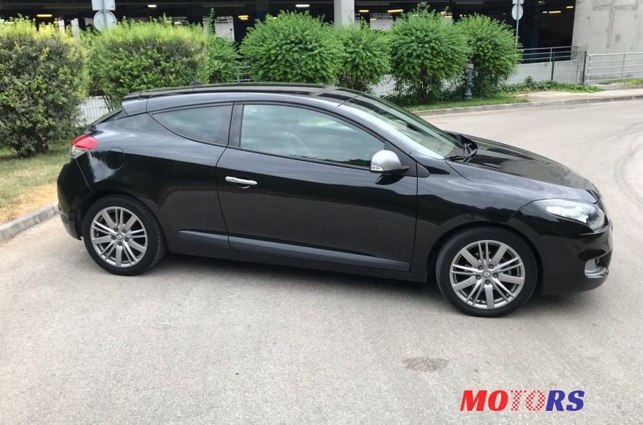 2011' Renault Megane Coupe 1,9 Dci photo #1
