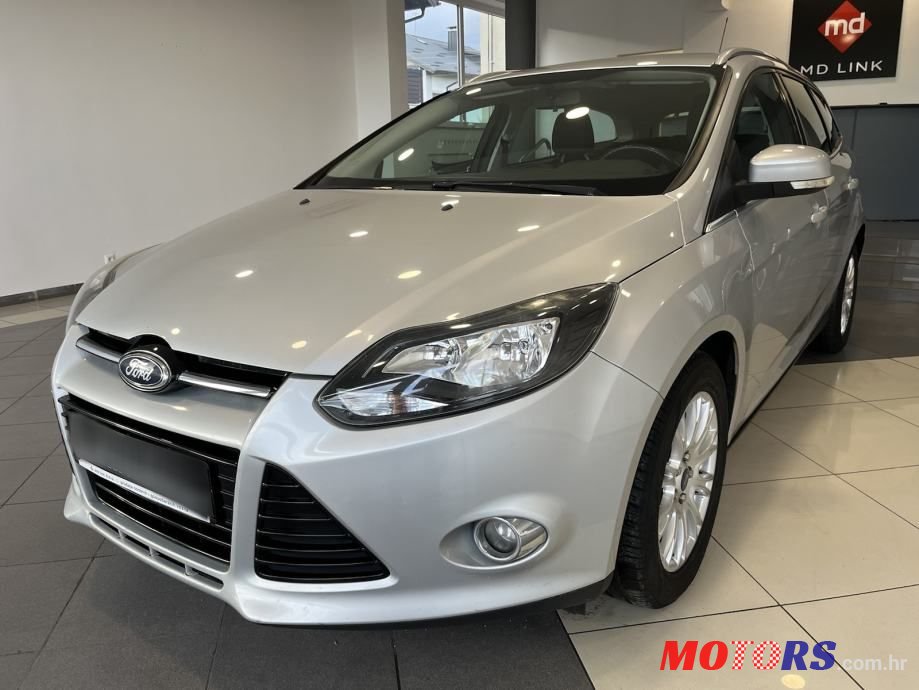 2013' Ford Focus Karavan photo #1