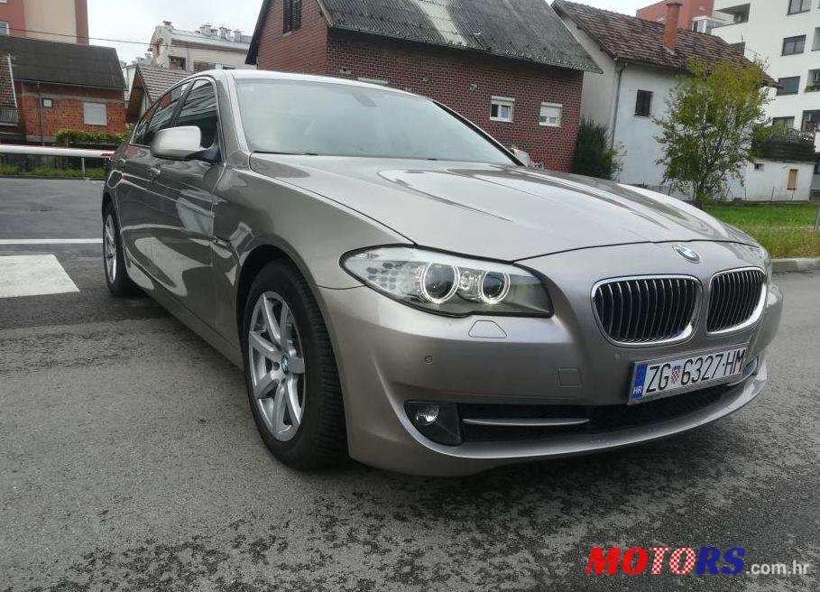 2011' BMW Serija 5 520D photo #1