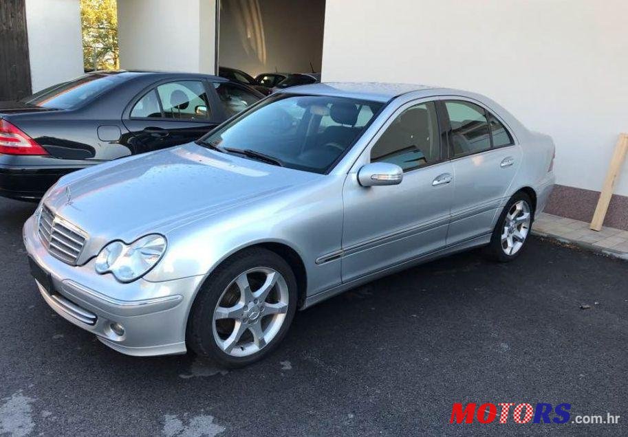 2007' Mercedes-Benz C-Klasa 200 Cdi photo #1