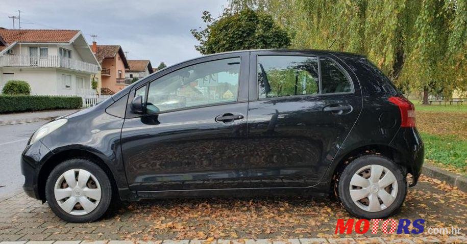 2007' Toyota Yaris 1,0 Vvt-I photo #1