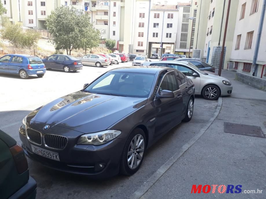 2011' BMW Serija 5 525D photo #1