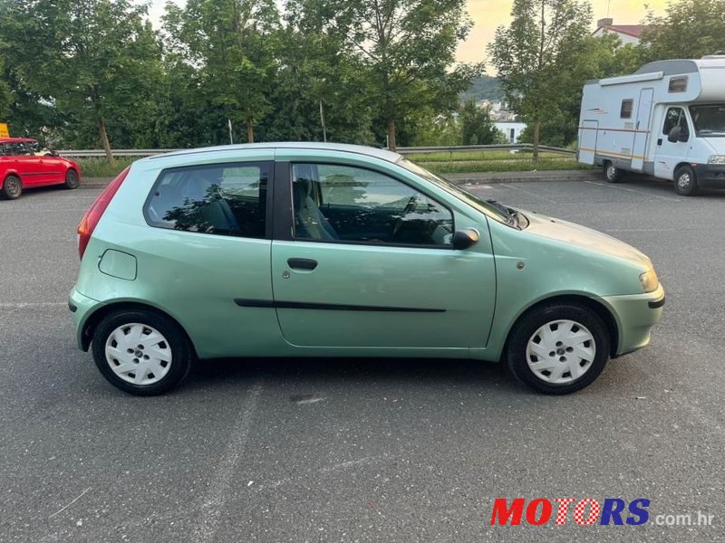 2004' Fiat Punto 1,2 16V photo #5