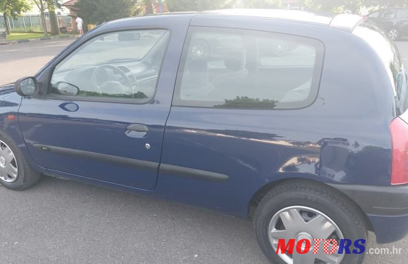 2001' Renault Clio 1,4 photo #3