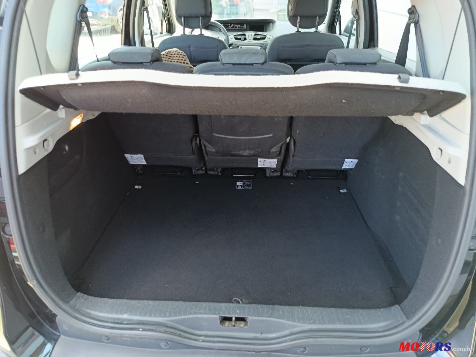 2012' Renault Scenic 1,5 Dci photo #4