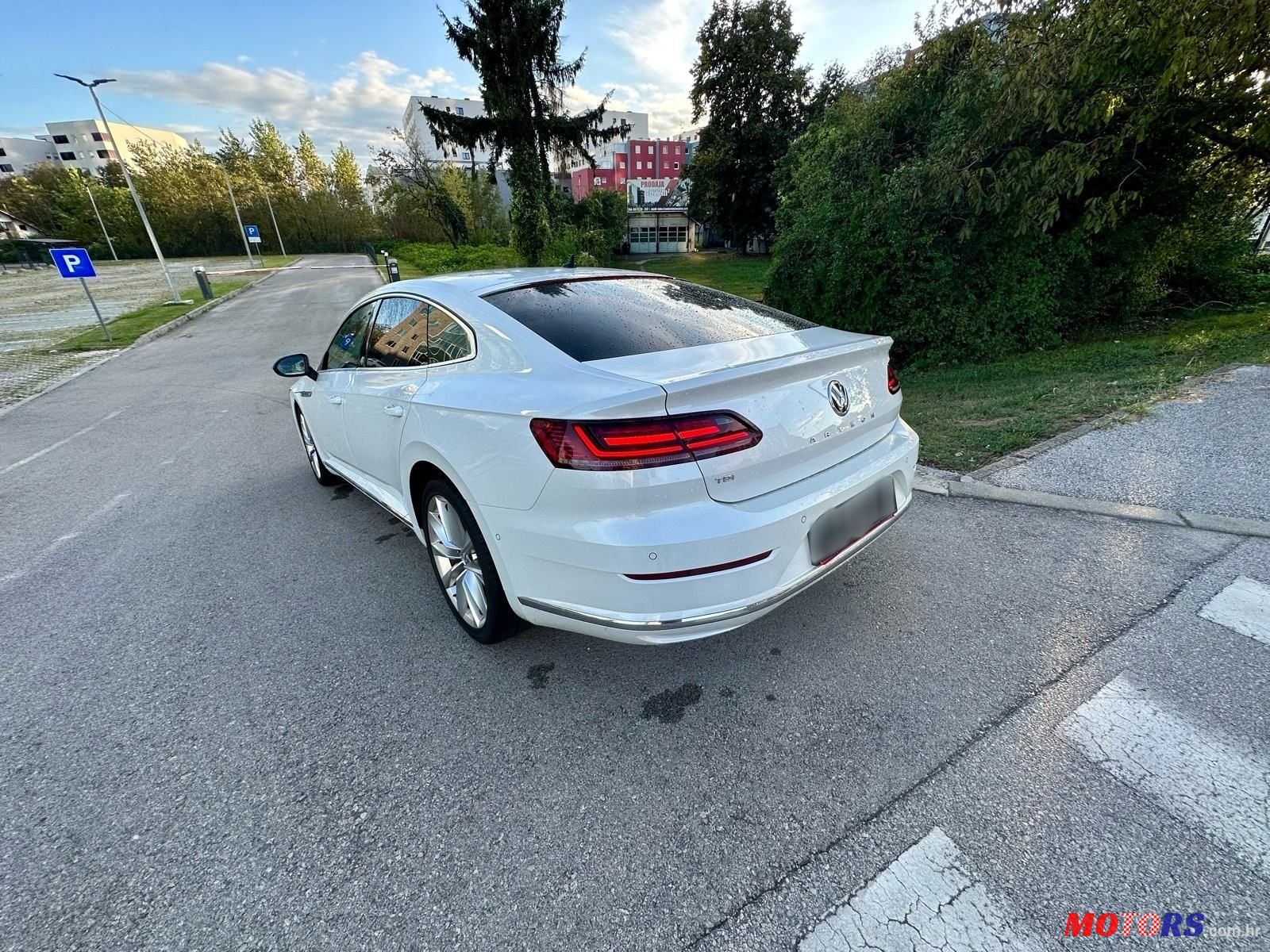 2017' Volkswagen Arteon photo #5