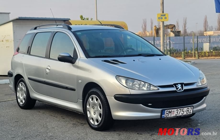 2004' Peugeot 206 photo #3