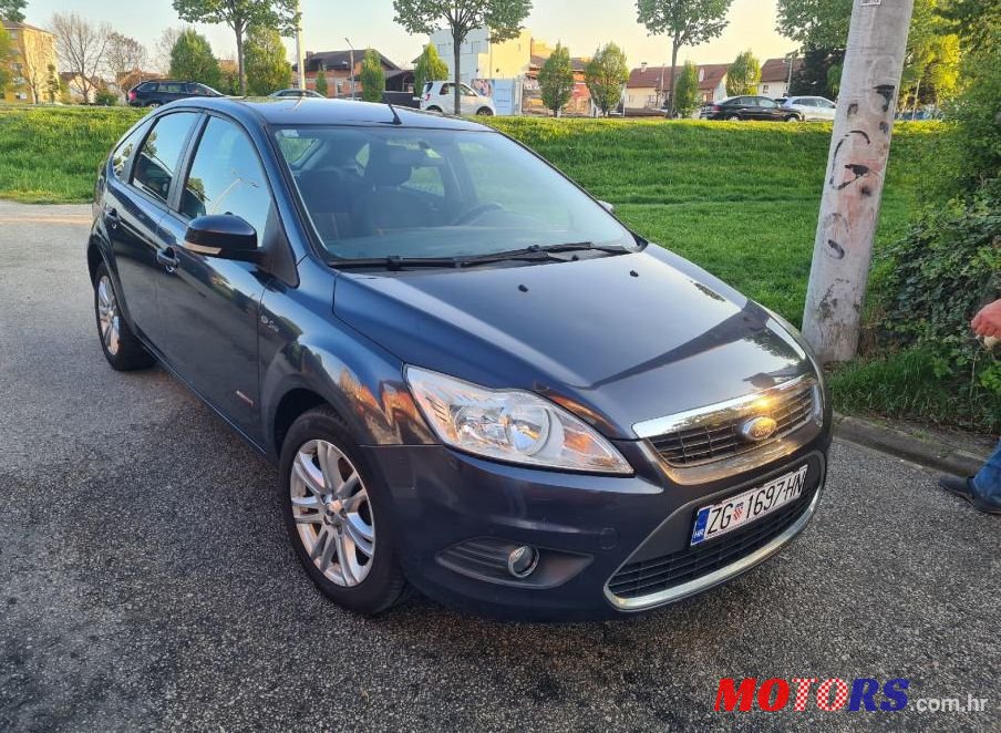 2009' Ford Focus 1,6 photo #1
