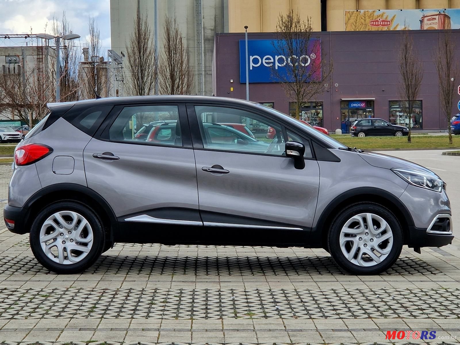 2016' Renault Captur Tce 90 photo #5