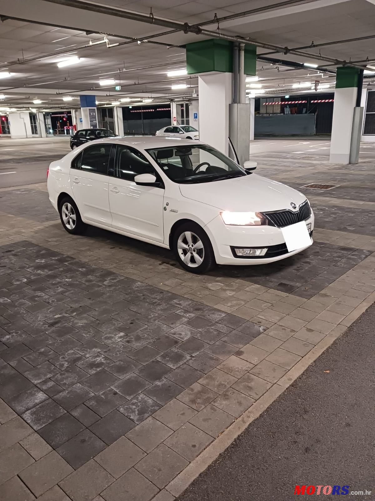 2015' Skoda Rapid 1,6 Tdi photo #1