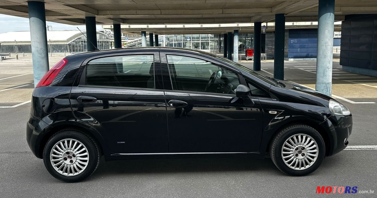 2008' Fiat Grande Punto 1,4 photo #5
