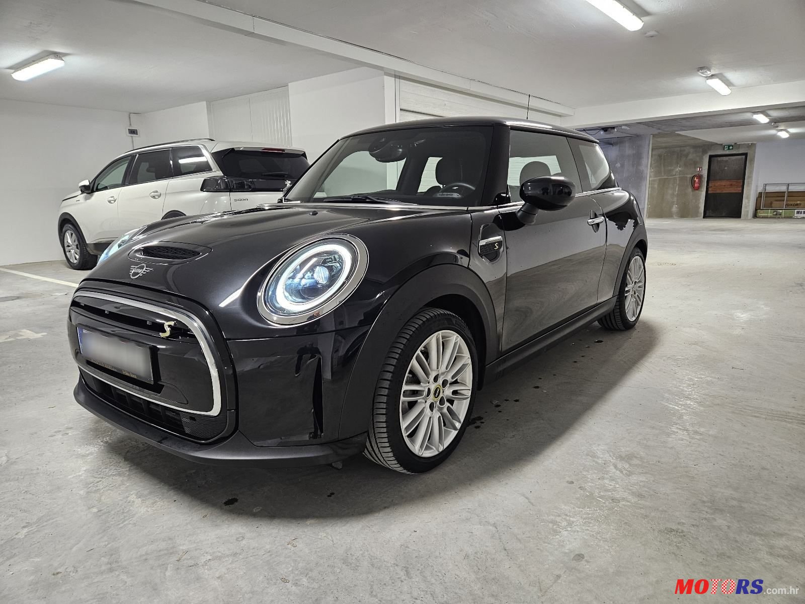 2022' MINI Cooper 1 photo #2