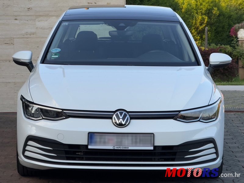 2021' Volkswagen Golf VIII 2,0 Tdi photo #2