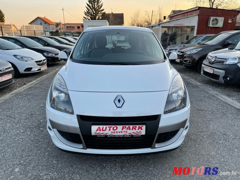 2011' Renault Scenic 1,5 Dci photo #6