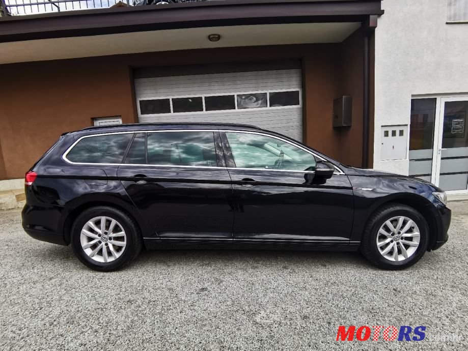 2017' Volkswagen Passat photo #4