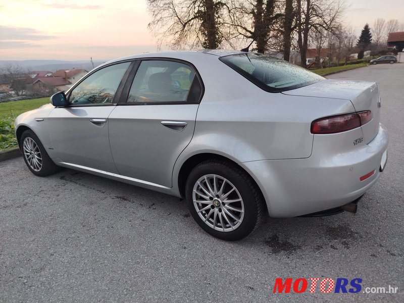 2006' Alfa Romeo 159 1,9 Jtdm photo #2